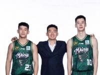 乐鱼体育全站-江苏篮球大地震！同曦9人合同到期+总经理离队，南京球迷痛斥：这就是CBA职业化？的简单介绍
