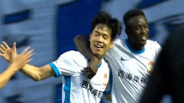 包含韦勒认为，足协过度信赖纳帅，阿德耶米没有离队的打算的词条