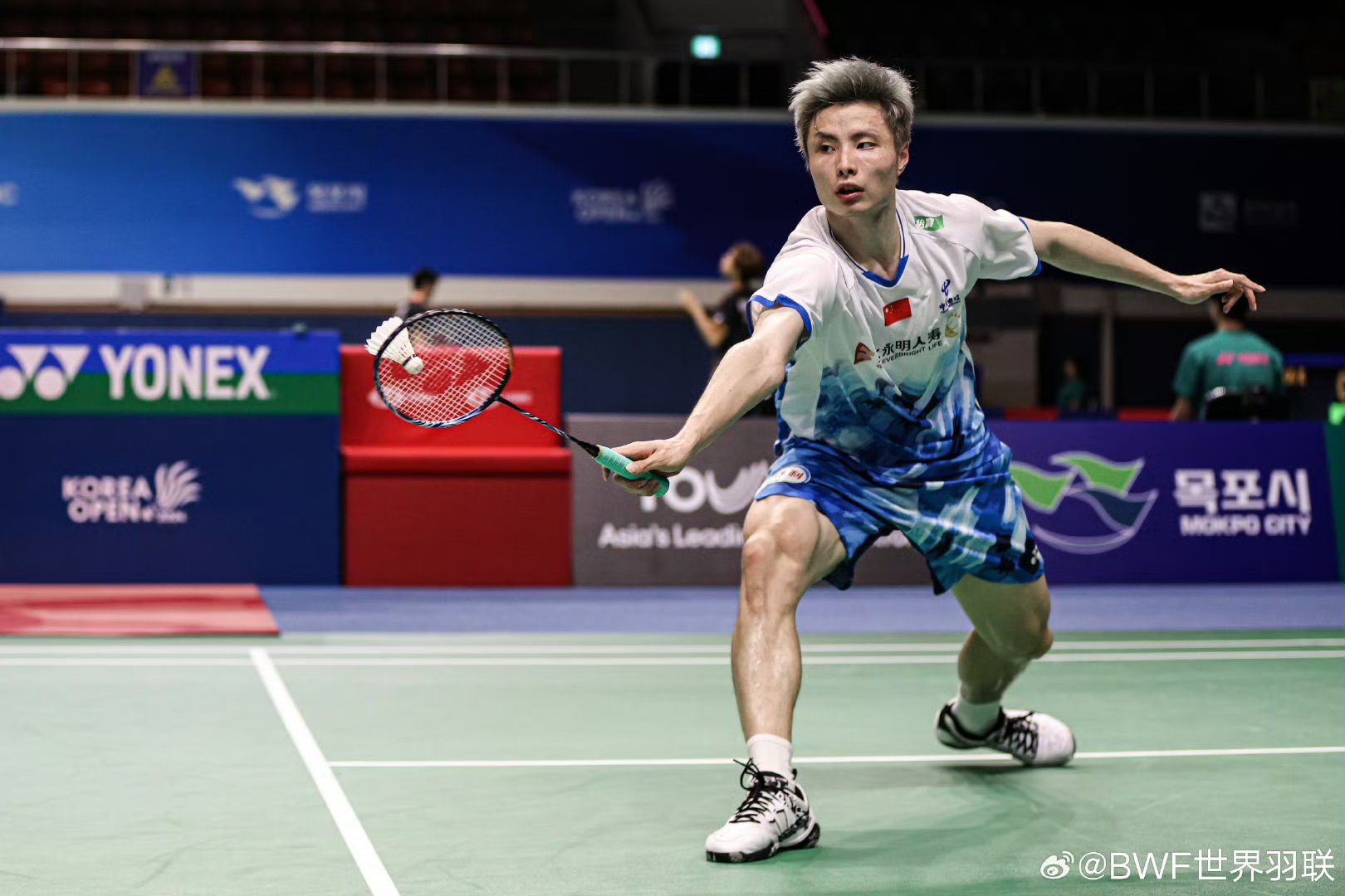 国羽一哥拒翻车！决胜局一波流石宇奇2-1伍家朗进8强